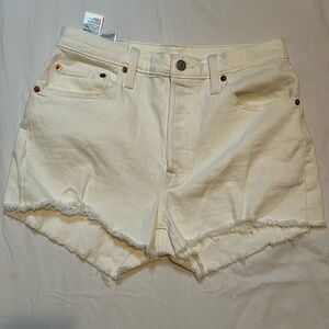 Off-White Levi’s 501 shorts in size 28